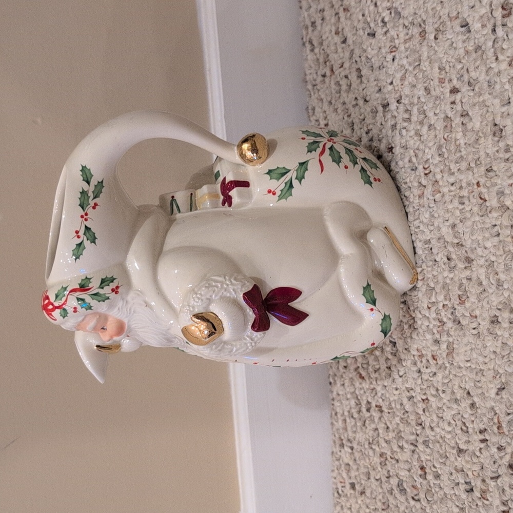 Lenox Holiday Santa Collection Ceramic Piece